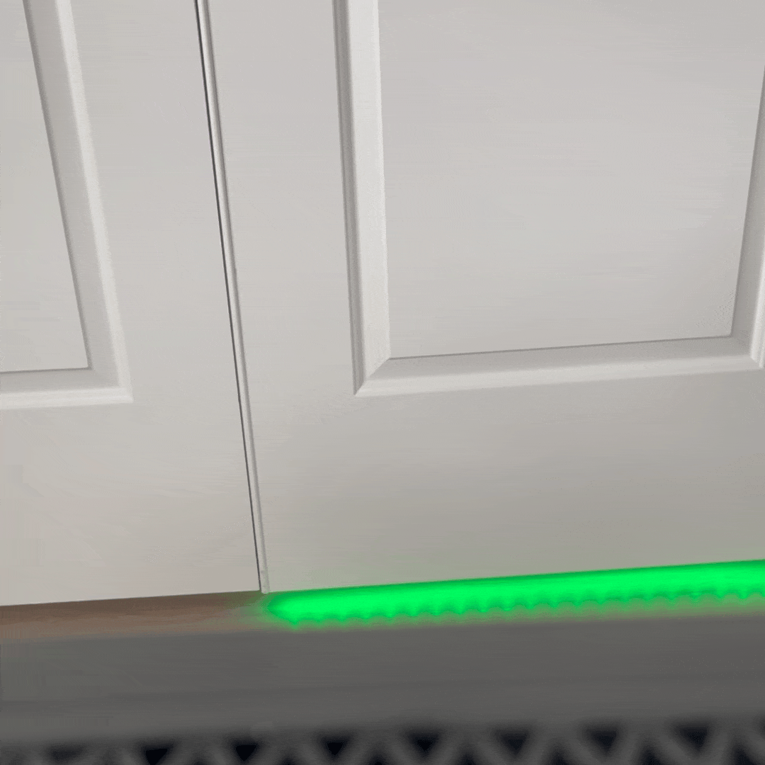 I made a thing: Simple meeting status light for my office